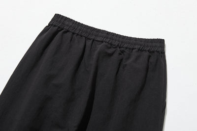 大人のゆとりある着心地 ナチュラル風合いのワイドパンツ 　250402