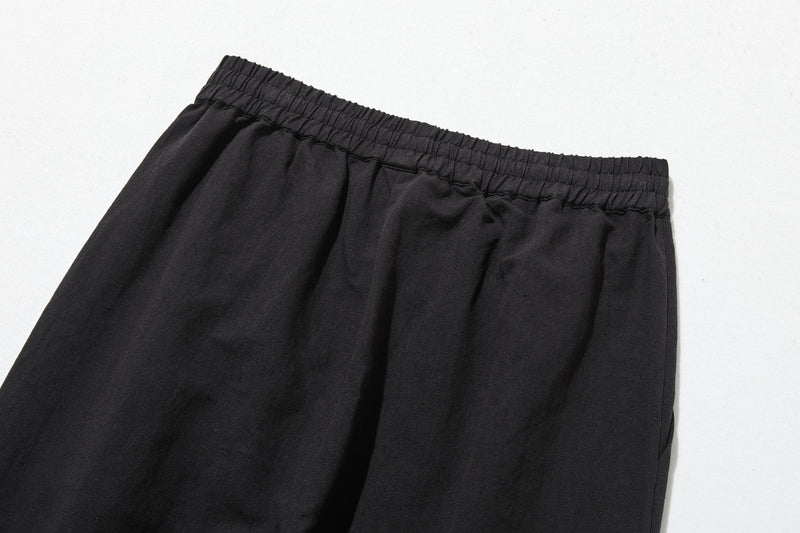 大人のゆとりある着心地 ナチュラル風合いのワイドパンツ 　250402