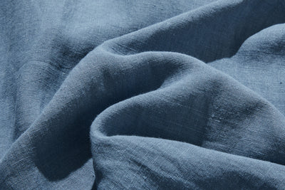 上品なアクセントが映える、フレンチリネンのAラインワンピース　リネンワンピース 250916