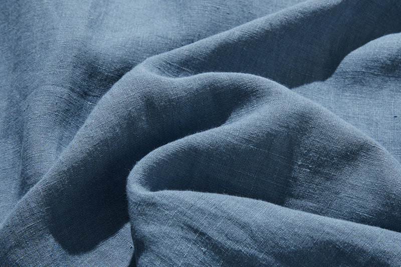 上品なアクセントが映える、フレンチリネンのAラインワンピース　リネンワンピース 250916