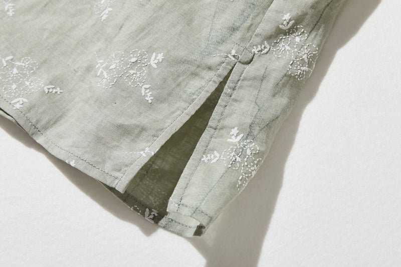 「きちんと感」と「リラックス感」の絶妙なバランス 7分袖ブラウス　麻100％　　250604