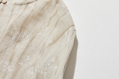 「きちんと感」と「リラックス感」の絶妙なバランス 7分袖ブラウス　麻100％　　250604