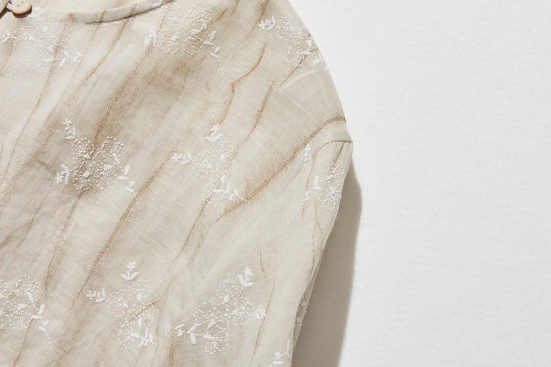 「きちんと感」と「リラックス感」の絶妙なバランス 7分袖ブラウス　麻100％　　250604