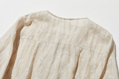 「きちんと感」と「リラックス感」の絶妙なバランス 7分袖ブラウス　麻100％　　250604