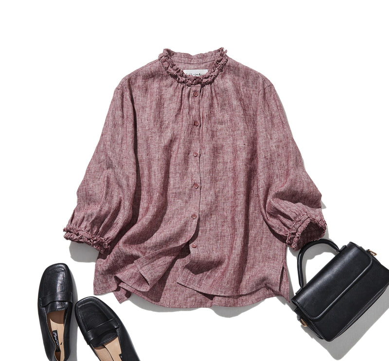 大人の上品で可愛らしい雰囲気をまとうリネン ブラウス　リネン100％　シャツブラウス 250914