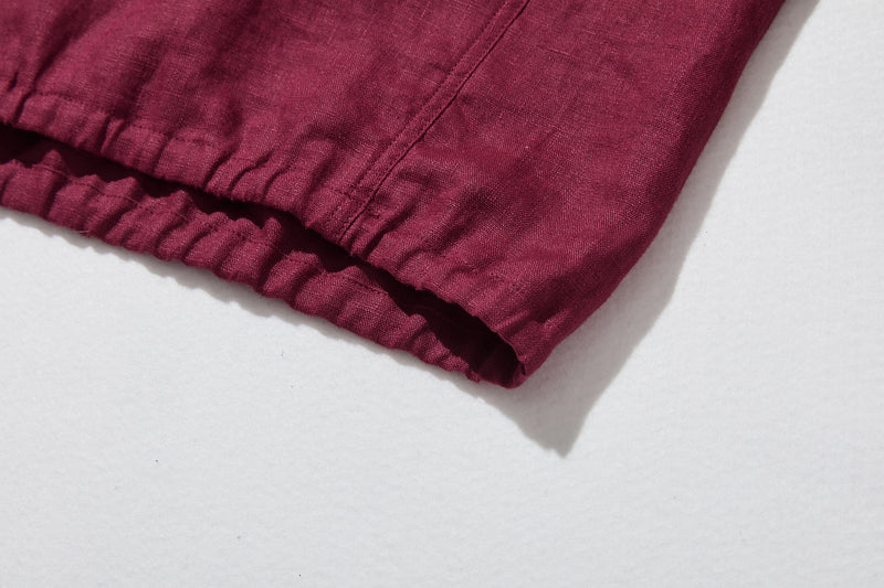 シーンを選ばず、さまざまなコーディネートの主役になるリネンブラウス 長袖ブラウス　250921