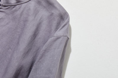 シーンを選ばず、さまざまなコーディネートの主役になるリネンブラウス 長袖ブラウス　250921