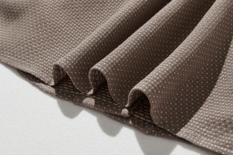 立体シルエットが美しい、ドット織りシャツブラウス　 長袖ブラウス　250919-1