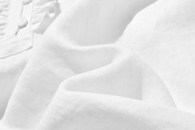 フロントフリルが可愛い フランチリネン100％　シャツブラウス 250913