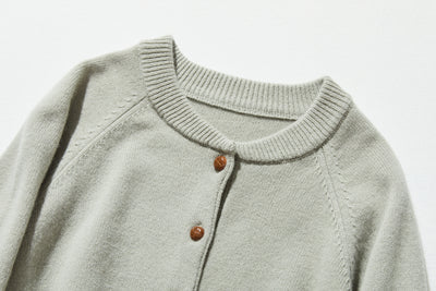 簡約設計，可長期穿著 羊毛開襟衫 100% 羊毛 241029