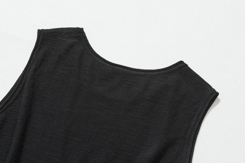 毎日、心地よく着られる実力派タンクトップ　コットンリネントップス    240702