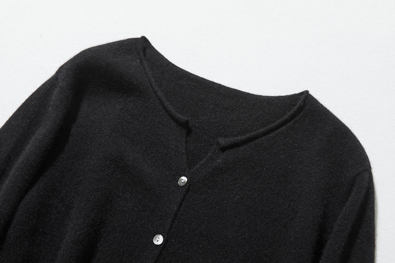 輕盈、溫暖、優雅的羊絨開襟衫 100% 羊絨 241102 