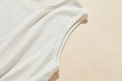 毎日、心地よく着られる実力派タンクトップ　コットンリネントップス    240702