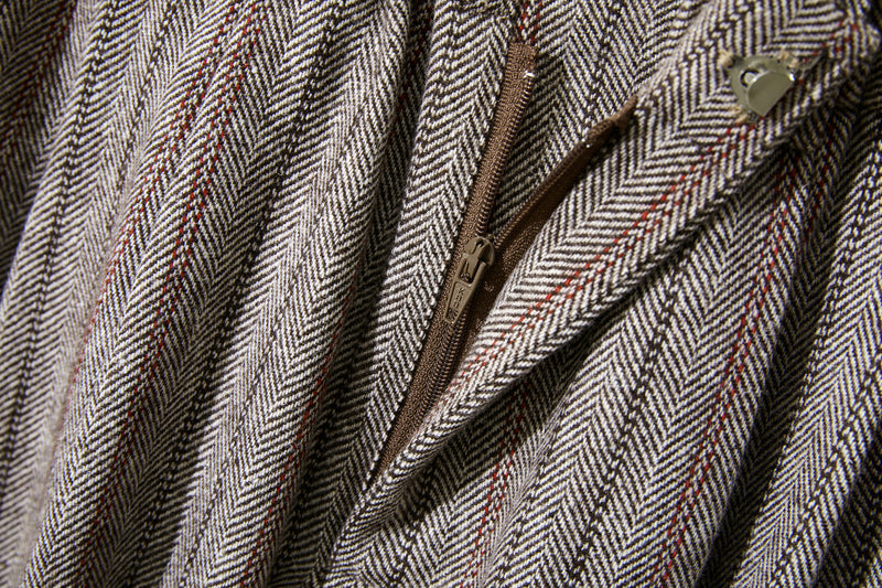 Warm and comfortable wool-blend striped pants with a pleated waist and lining (Product code: 231011-1)