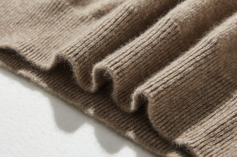 柔軟纖維帶來的極致舒適 100% 羊絨瓶頸 240909