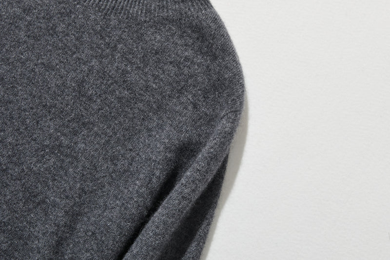 柔軟纖維帶來的極致舒適 100% 羊絨瓶頸 240909