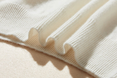 柔軟纖維帶來的極致舒適 100% 羊絨瓶頸 240909