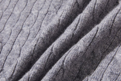 時代を超えて愛されるケーブル編みカーディガン　ウール100％カーディガン ウールニット　251121