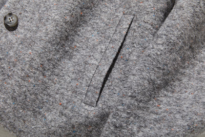 上品な印象のウールジャケット　ショートアウター 裏地付き　241103