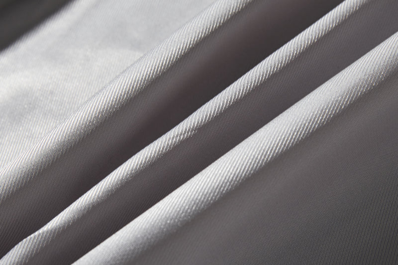 上品な印象のウールジャケット　ショートアウター 裏地付き　241103