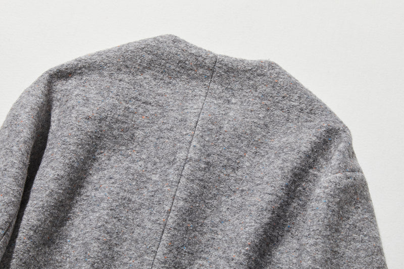 上品な印象のウールジャケット　ショートアウター 裏地付き　241103