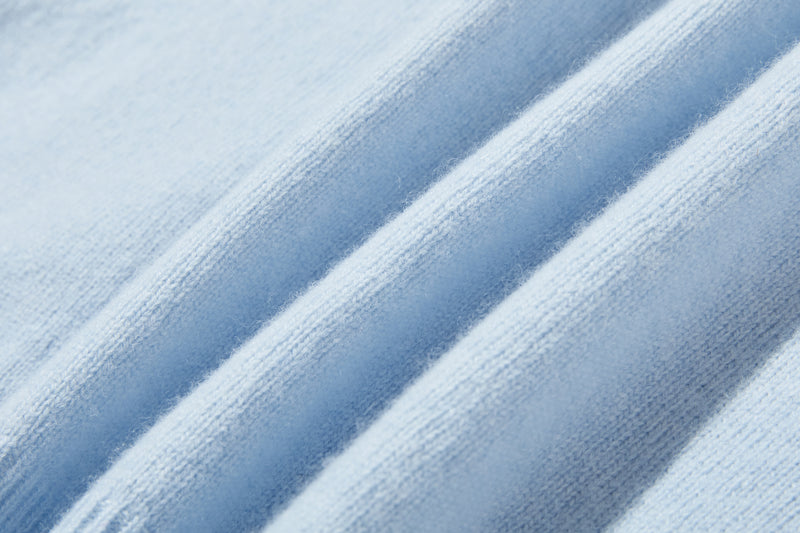 着心地がよく、きれいめに着られる 秋冬の大本命ニット ウール100％　ウールセーター  251120