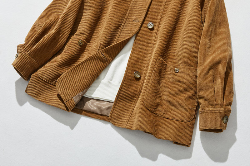 適合各種季節的燈芯絨夾克。 