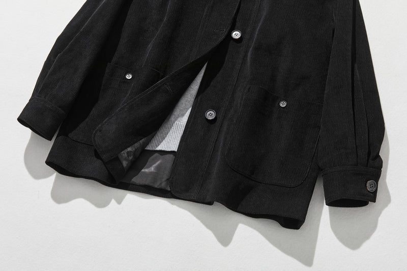 適合各種季節的燈芯絨夾克。 