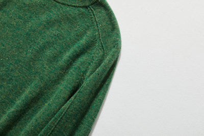 採用高規格精加工，外觀整齊 羊毛針織 羊毛衫 241004