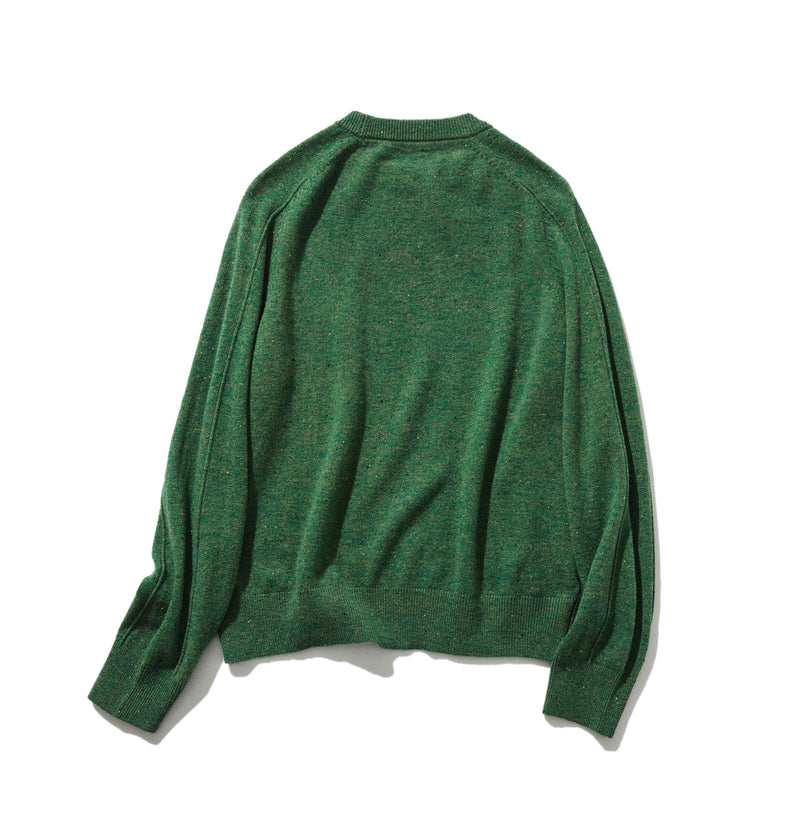 採用高規格精加工，外觀整齊 羊毛針織 羊毛衫 241004