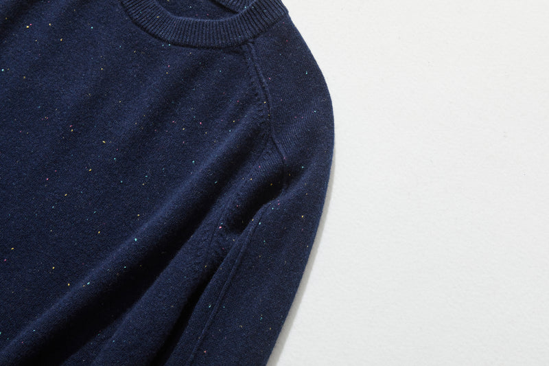 採用高規格精加工，外觀整齊 羊毛針織 羊毛衫 241004