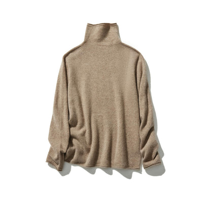 The ultimate comfort born from soft fibers. 100% cashmere high-neck knit 231109
