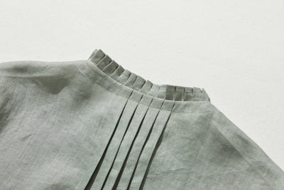 さりげなく甘い 美形ブラウス　リネン100％生地　リネンシャツブラウス　　210804