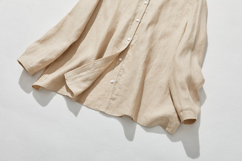 さりげなく甘い 美形ブラウス　リネン100％生地　リネンシャツブラウス　　210804