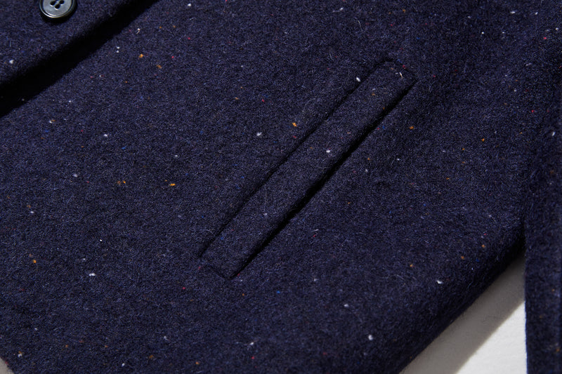 上品な印象のウールジャケット　ショートアウター 裏地付き　241103