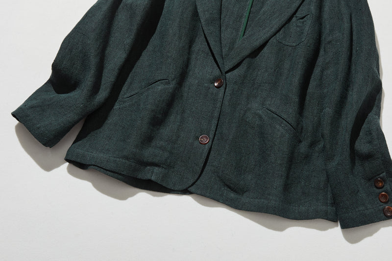 A 100% linen tailored jacket that&