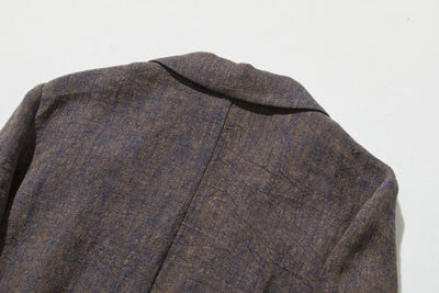 A 100% linen tailored jacket that's a great addition to your wardrobe. Outerwear 251005