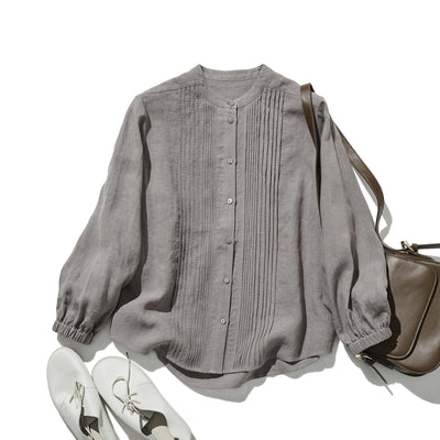 上品な佇まいと、心地よい着心地を兼ね備えた一枚　ピンタックシャツ　リネンシャツブラウス　251007