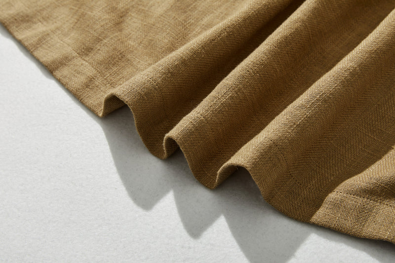 A cotton linen blouse with a captivating natural texture 240312