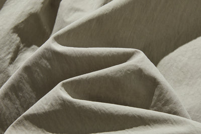 ロングシーズン着まわせる優秀アイテム　トレンチコート　ミドル丈コート　251003