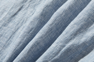 A versatile item that can be worn in any season. French linen blouse 250213