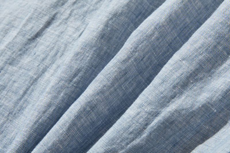 A versatile item that can be worn in any season. French linen blouse 250213