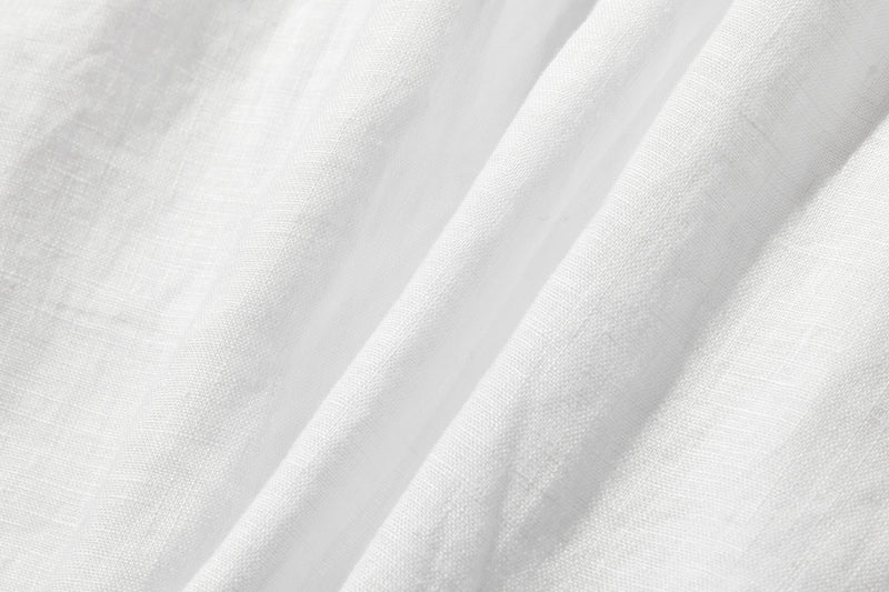 上品な佇まいと、心地よい着心地を兼ね備えた一枚　ピンタックシャツ　リネンシャツブラウス　251007