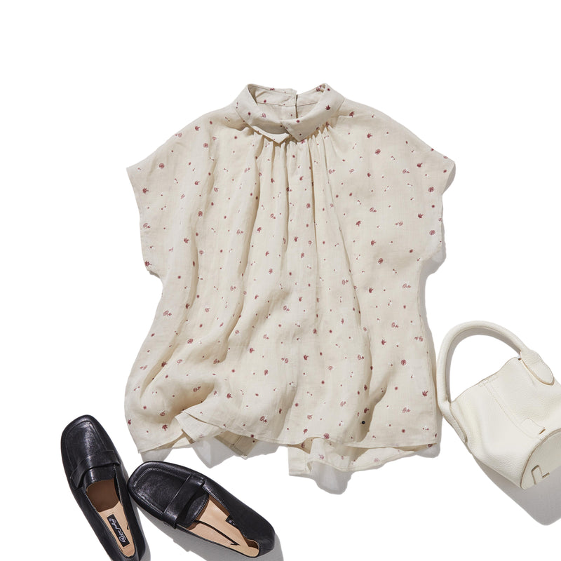 絶妙な風合い　花柄プリント　麻100％ブラウス　フレンチスリーブブラウス　 250803