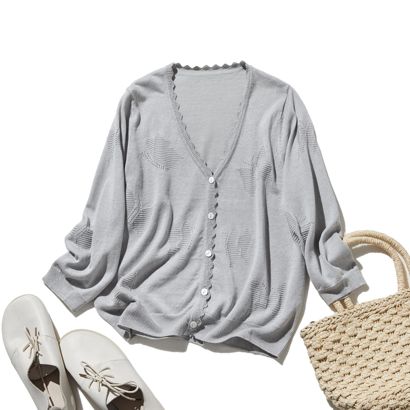 A cool and refreshing seasonal piece with a cute butterfly motif. Linen and lyocell, 3/4 sleeve cardigan, gray, 250616-1 