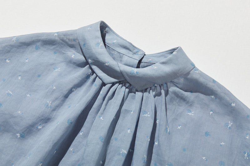 絶妙な風合い　花柄プリント　麻100％ブラウス　フレンチスリーブブラウス　 250803