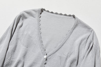 A cool and refreshing seasonal piece with a cute butterfly motif. Linen and lyocell, 3/4 sleeve cardigan, gray, 250616-1 