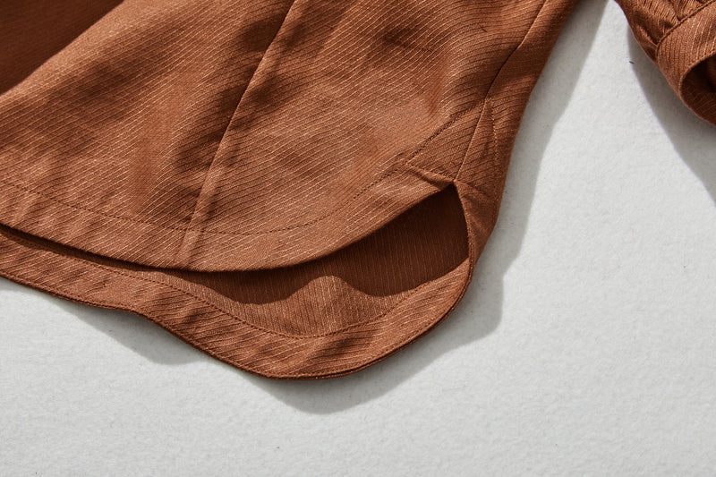 きれいな落ち感とニュアンスのある風合いが楽しめるブラウス　リネン100％　 　240322