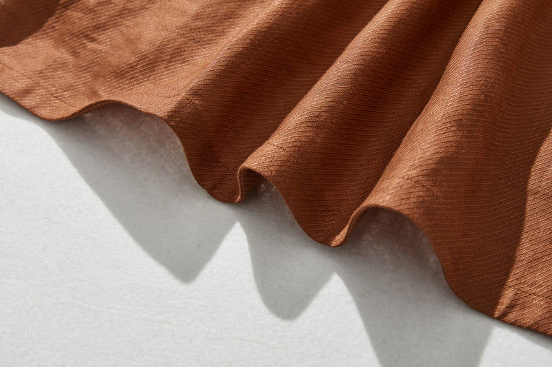 きれいな落ち感とニュアンスのある風合いが楽しめるブラウス　リネン100％　 　240322