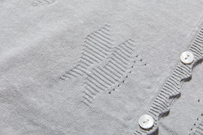 A cool and refreshing seasonal piece with a cute butterfly motif. Linen and lyocell, 3/4 sleeve cardigan, gray, 250616-1 